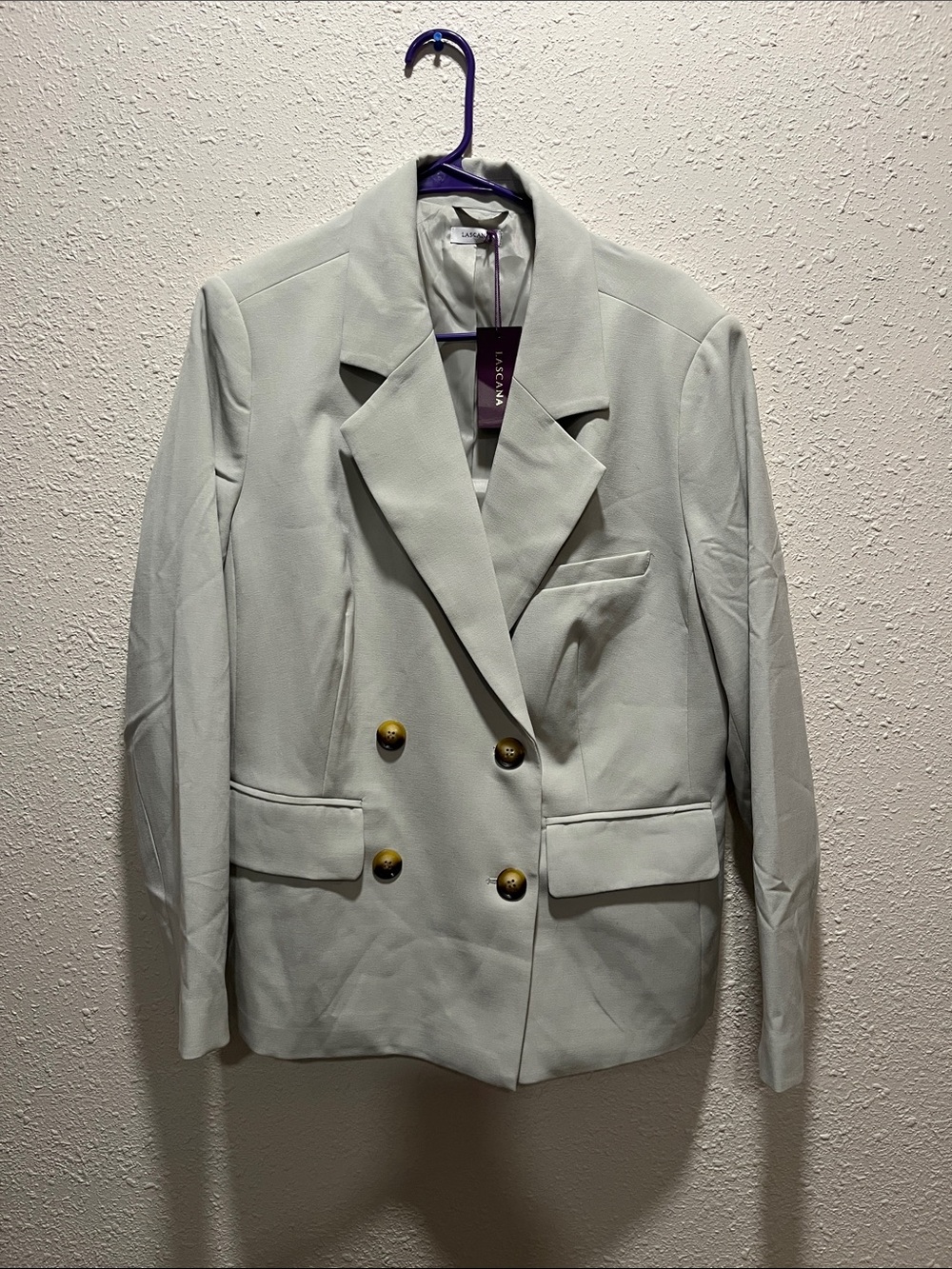 Lascana Double-Breasted Blazer in Pistachio with light
brown buttons. Sz 14
